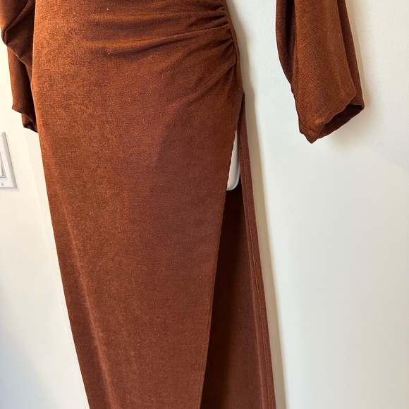 JLUXLABEL Elegant Deep V-Neck Long Sleeve Dress in Rich Brown - Picture 5 of 10